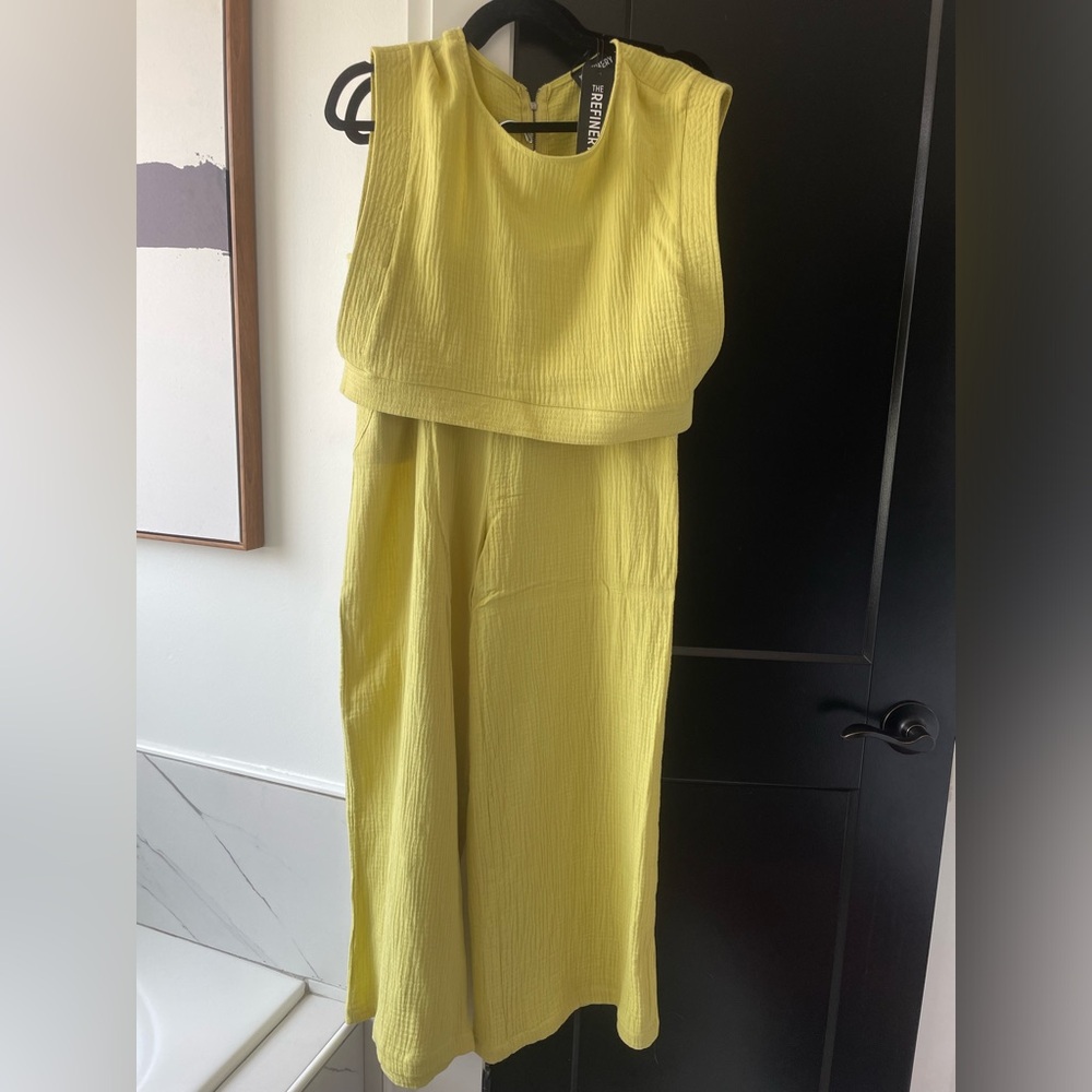 Two Piece Linen Matching Set in Lime Green